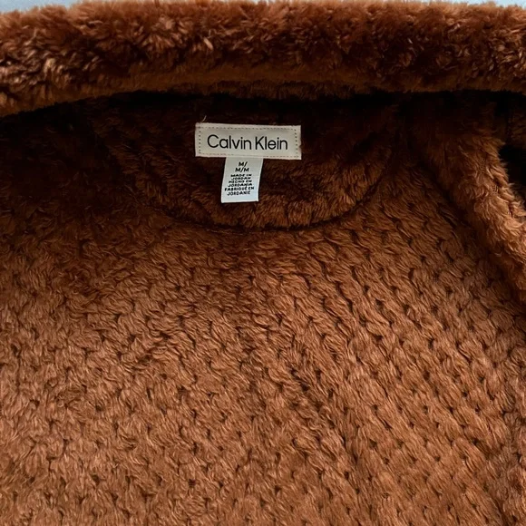 NWOT Calvin Klein Plush Zip-Up Vest - Picture 8 of 13